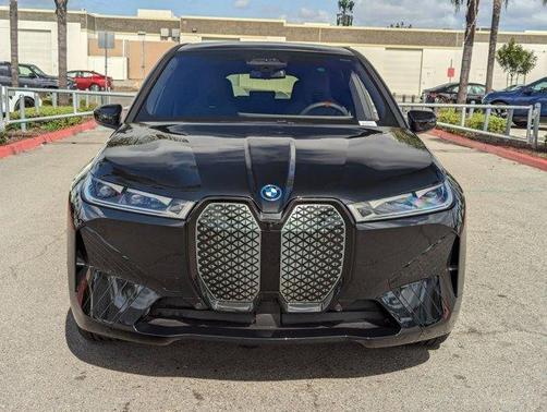 2025 BMW iX M60