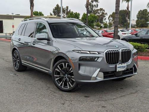 2023 BMW X7 xDrive40i