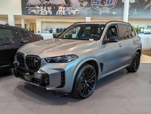 2026 BMW X5 M60i