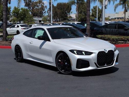 Mineral White Metallic 2026 BMW 430 i