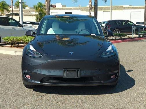 2024 Tesla Model Y Performance