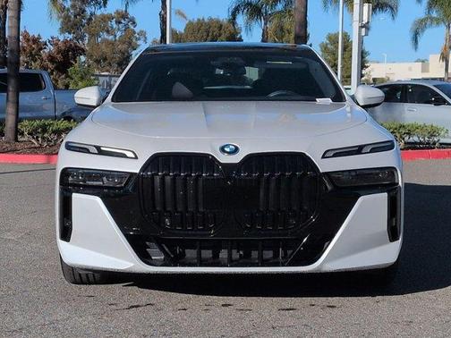 2024 BMW i7 xDrive60