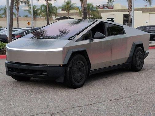 2024 Tesla Cybertruck Cyberbeast