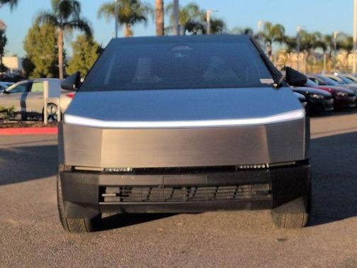 2024 Tesla Cybertruck Cyberbeast