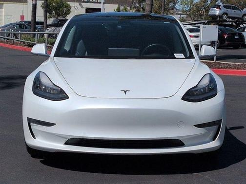 2020 Tesla Model 3 Long Range