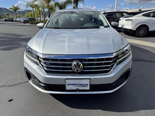 2020 Volkswagen Passat 2.0T R-Line