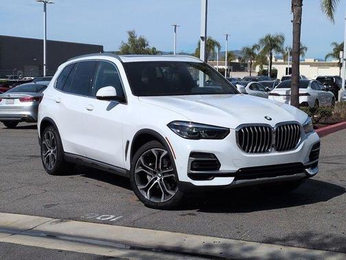 2023 BMW X5 sDrive40i