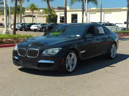 2015 BMW 750 i