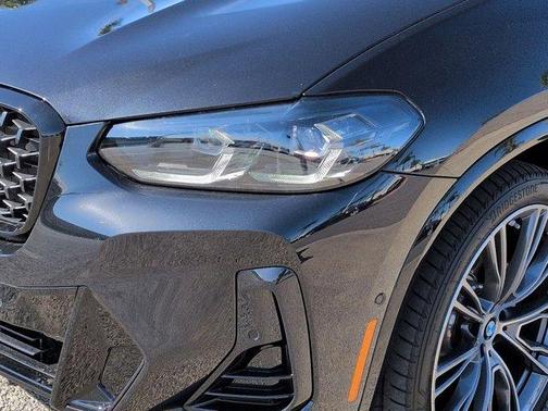 2025 BMW X4 xDrive30i