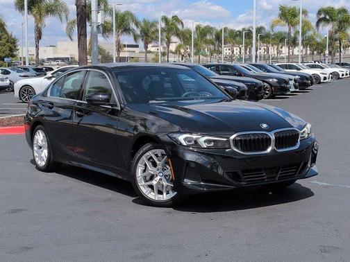 Black Sapphire Metallic 2025 BMW 330 i