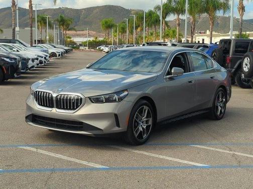 2025 BMW i5 eDrive40