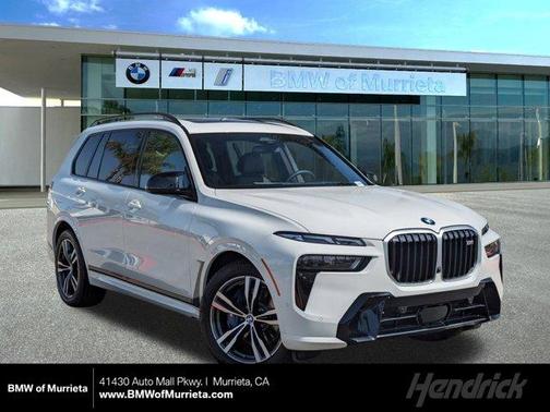 2025 BMW X7 M60i