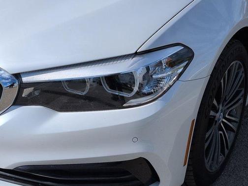 2019 BMW 530e iPerformance