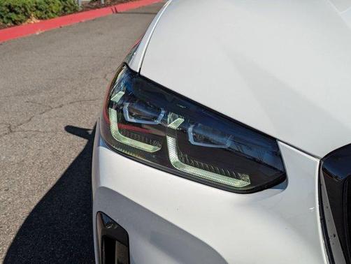 2023 BMW X3 M40i