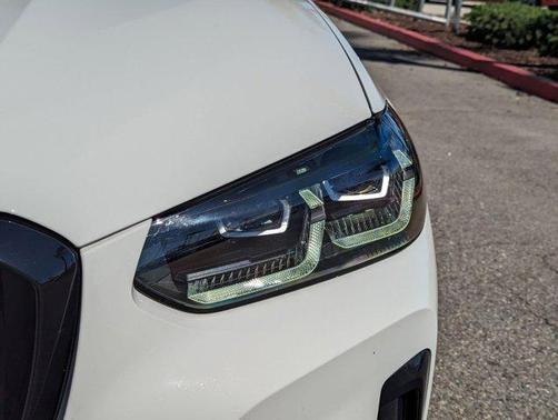 2023 BMW X3 M40i