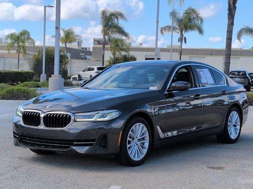 2021 BMW 540 i