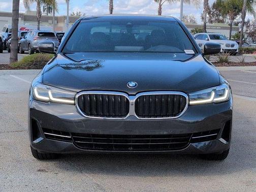 2021 BMW 540 i