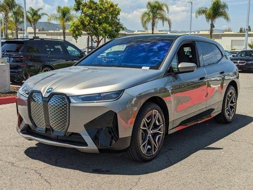 2025 BMW iX xDrive50