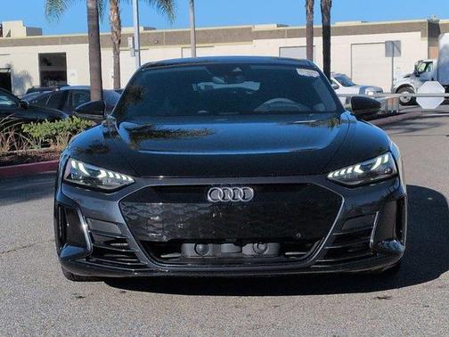 2023 Audi e-tron GT Premium Plus