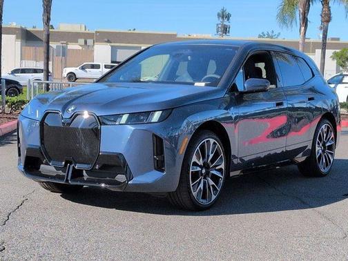 2026 BMW iX xDrive60