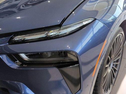 2026 BMW ALPINA XB7 Base