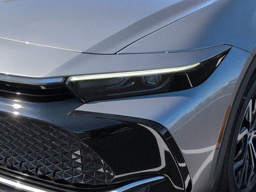 2023 Toyota Crown XLE