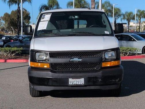 2017 Chevrolet Express 2500 LS