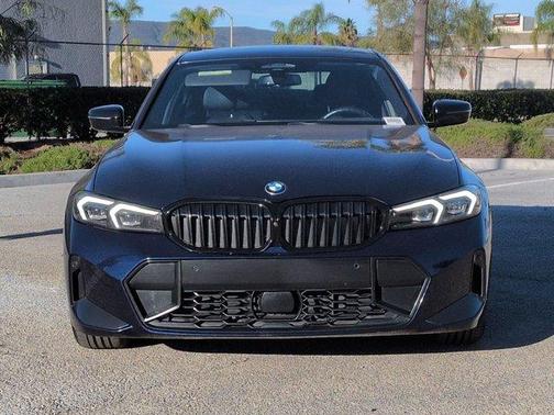 2024 BMW 330 i