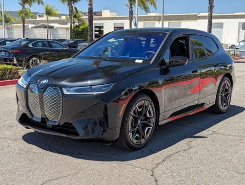 2025 BMW iX M60