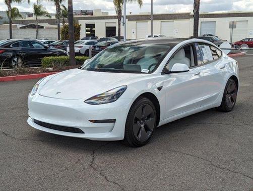 2022 Tesla Model 3 Long Range