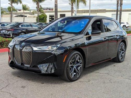 2025 BMW iX xDrive50