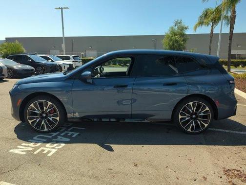 2026 BMW iX xDrive45