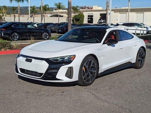 2024 Audi RS e-tron GT Base
