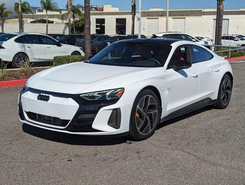 2024 Audi RS e-tron GT Base