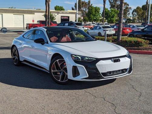 2024 Audi RS e-tron GT Base