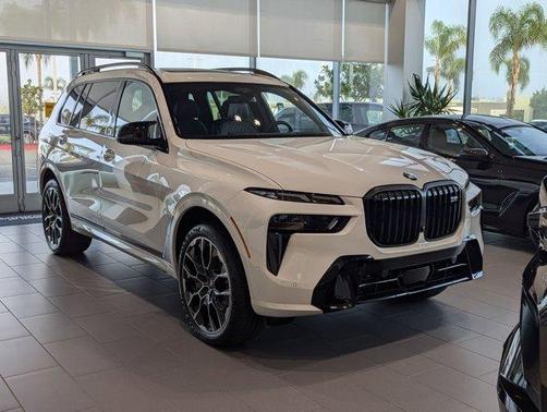 2026 BMW X7 M60i
