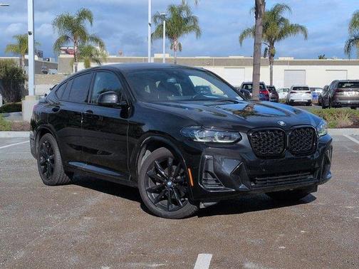 2023 BMW X4 xDrive30i
