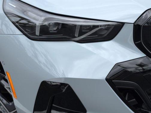 Gray Metallic 2026 BMW i5 eDrive40