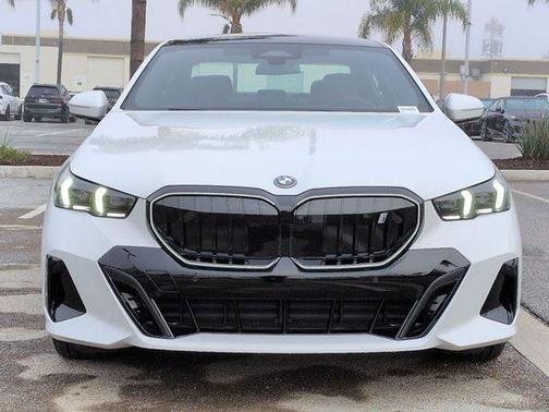 2026 BMW i5 eDrive40