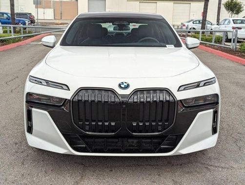 2025 BMW i7 xDrive60
