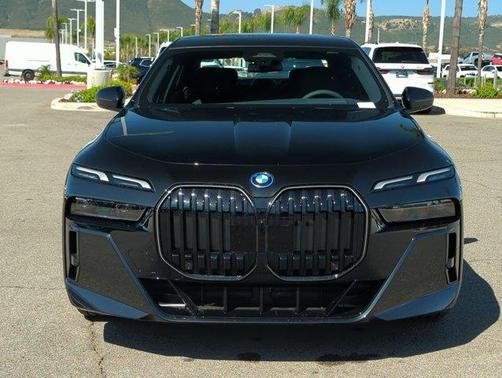 2025 BMW i7 eDrive50