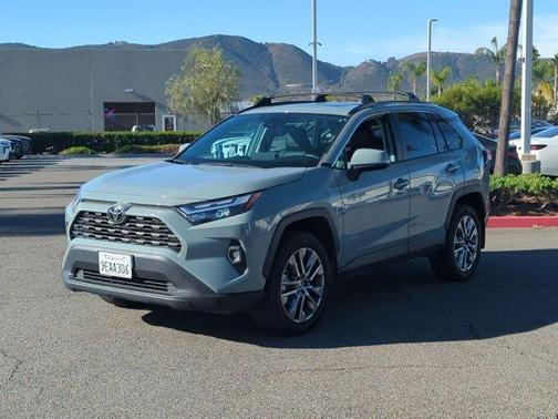 2022 Toyota RAV4 XLE Premium