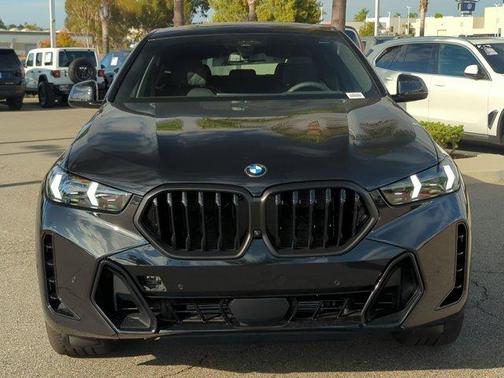2026 BMW X6 xDrive40i