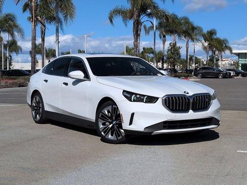 2025 BMW i5 eDrive40