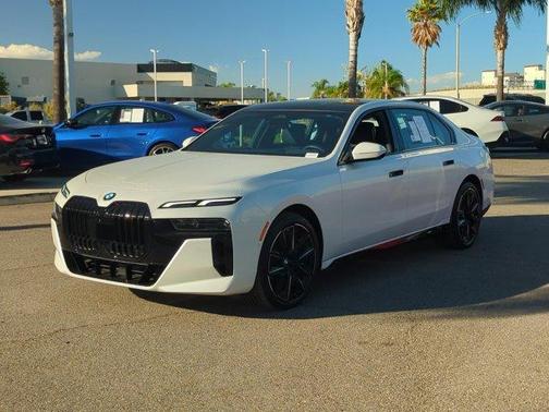 2024 BMW 740 i