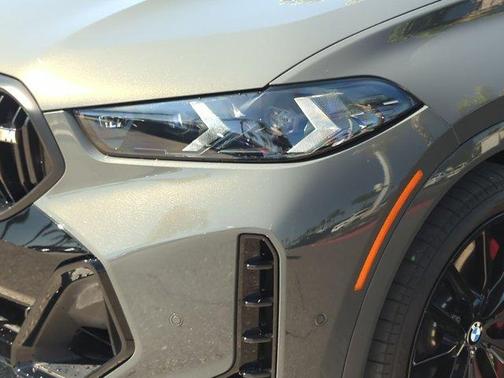 2025 BMW X6 M60i