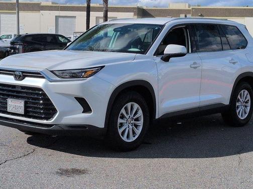 2025 Toyota Grand Highlander Hybrid XLE