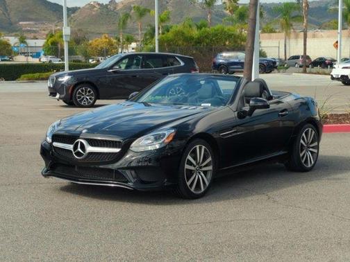 2017 Mercedes-Benz SLC 300 Base