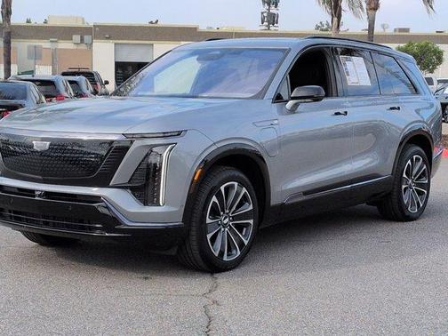 2026 Cadillac VISTIQ Sport