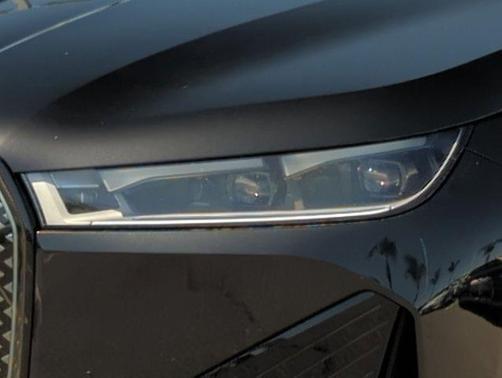 2025 BMW iX M60